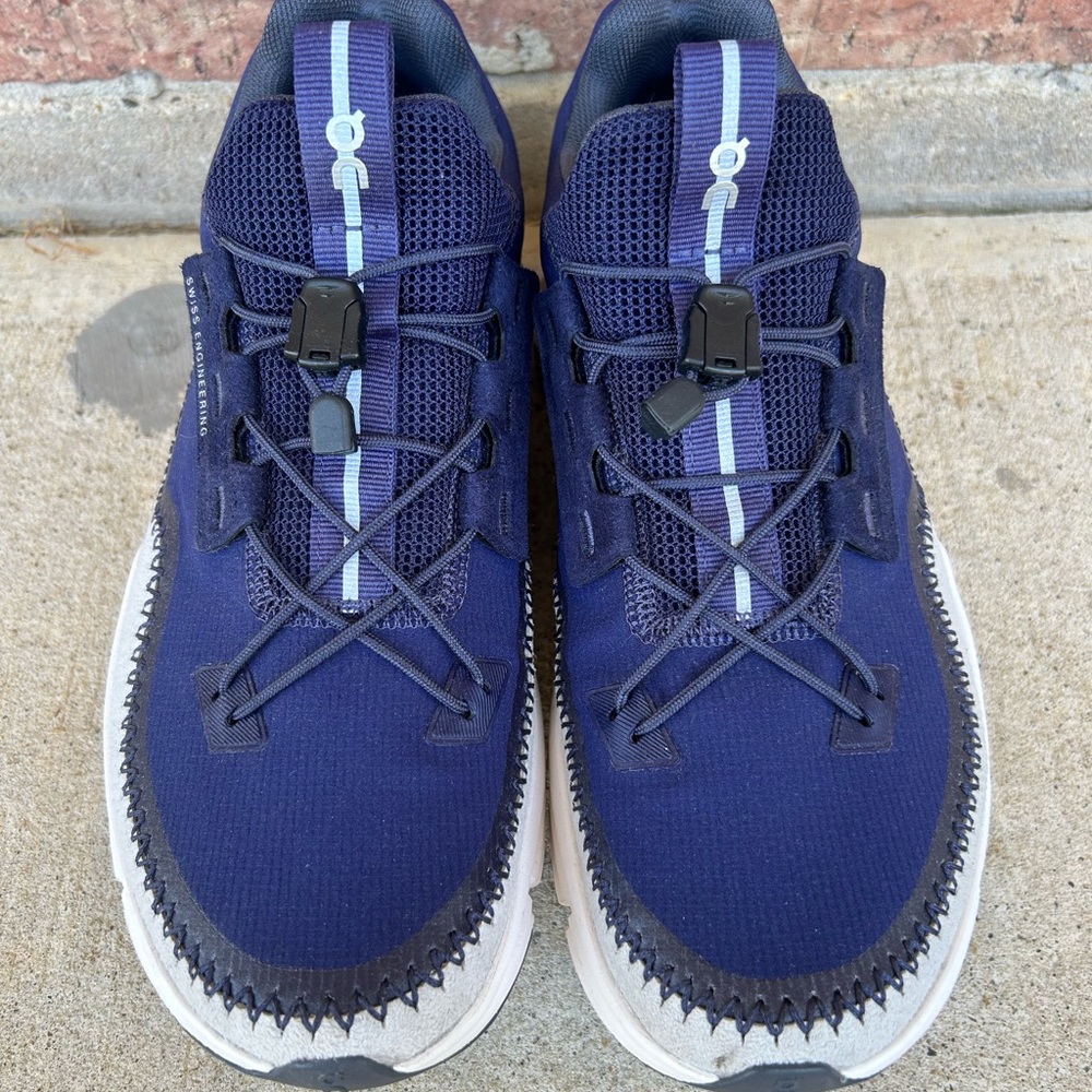 On cloud slip-on shoe